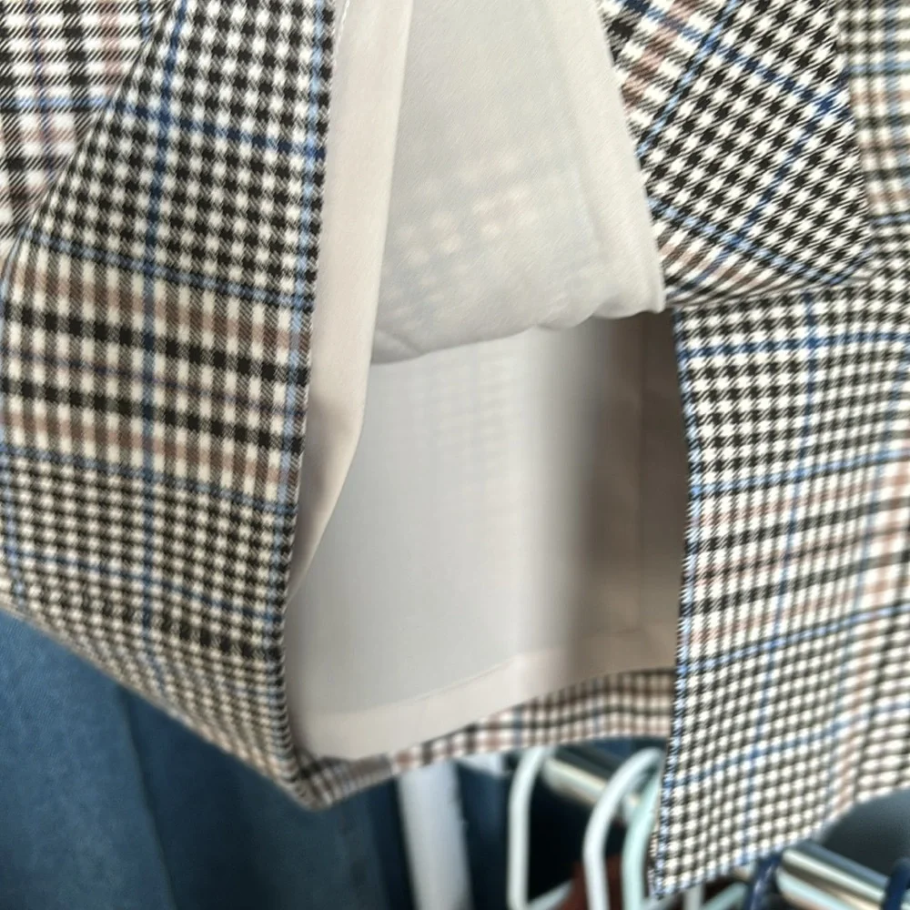 ANN Taylor plaid skirt - Picture 4 of 6